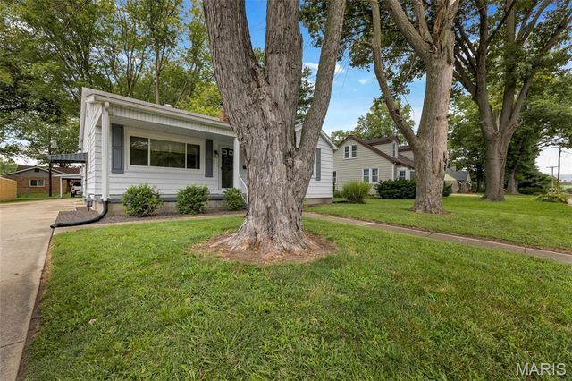 509 N Jefferson Street, Mascoutah, IL 62258
