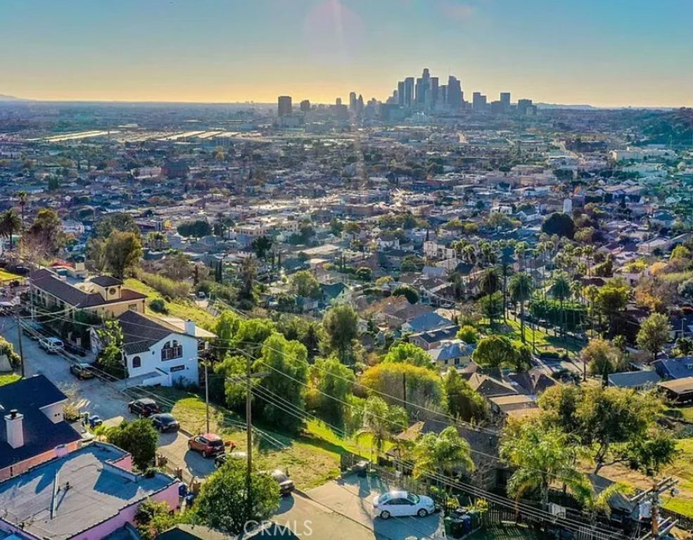 2701 N Thomas, Los Angeles, CA 90031