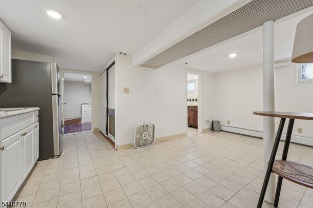 31 Blakely Pl 2, Garfield City, NJ 07026