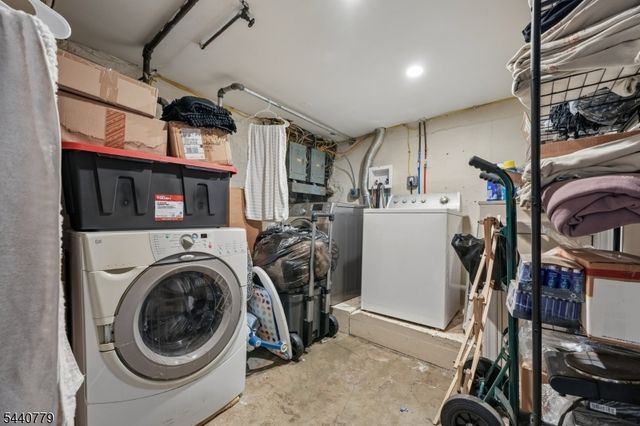 31 Blakely Pl 2, Garfield City, NJ 07026