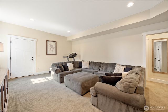 326 Porcupine Lane, Chelan, WA 98816