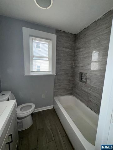 421 Berwick Street, Orange, NJ 07050