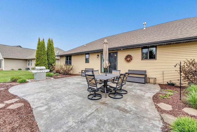 605 PEBBLESTONE CIRCLE, Oneida, WI 54155