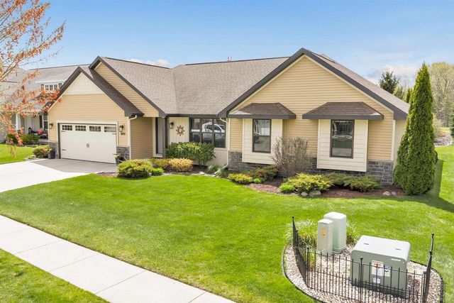 605 PEBBLESTONE CIRCLE, Oneida, WI 54155