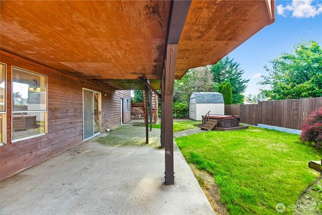 5200 S 302nd Place, Auburn, WA 98001