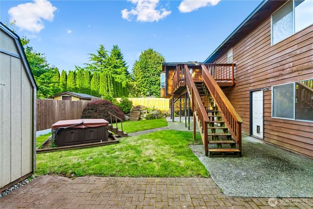 5200 S 302nd Place, Auburn, WA 98001