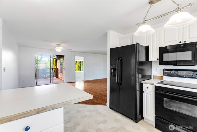 5200 S 302nd Place, Auburn, WA 98001