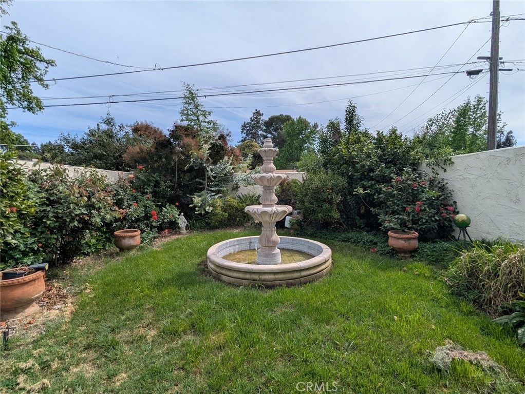 Image 5 of property listing at 2382 Faber, Durham, CA 95938