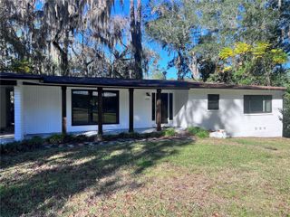 122 NW 29TH STREET, Gainesville, FL 32607