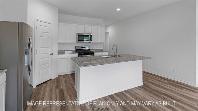 389 Combine Road, Snook, TX 77878