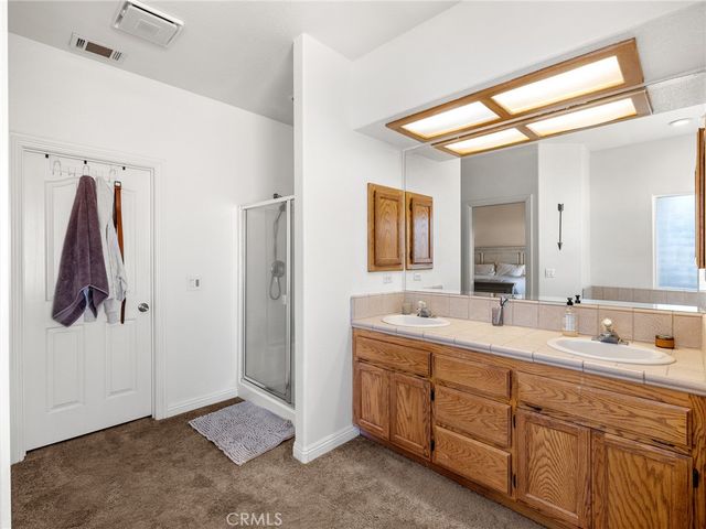 7925 Anaconda, Oak Hills, CA 92344