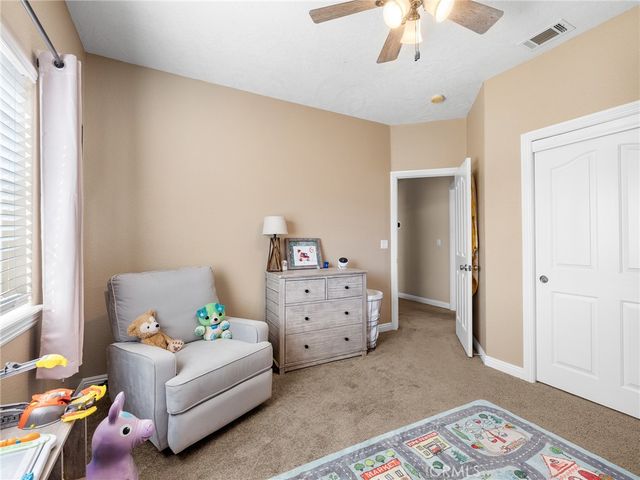 7925 Anaconda, Oak Hills, CA 92344