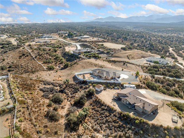 7925 Anaconda, Oak Hills, CA 92344