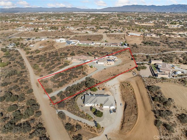 7925 Anaconda, Oak Hills, CA 92344