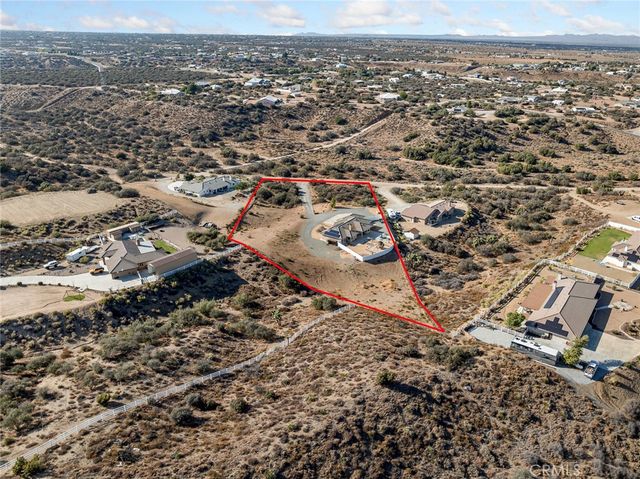 7925 Anaconda, Oak Hills, CA 92344