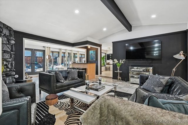 7118 S Birmingham Place, Tulsa, OK 74136