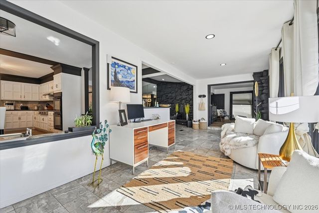 7118 S Birmingham Place, Tulsa, OK 74136