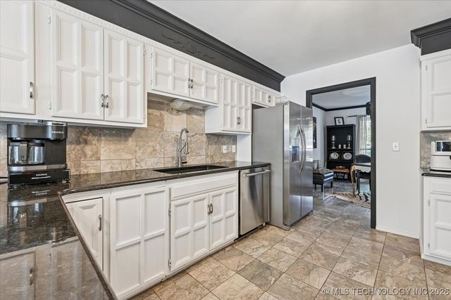 7118 S Birmingham Place, Tulsa, OK 74136