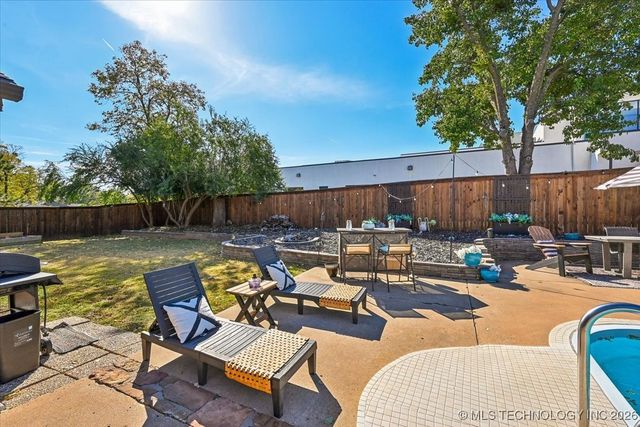 7118 S Birmingham Place, Tulsa, OK 74136