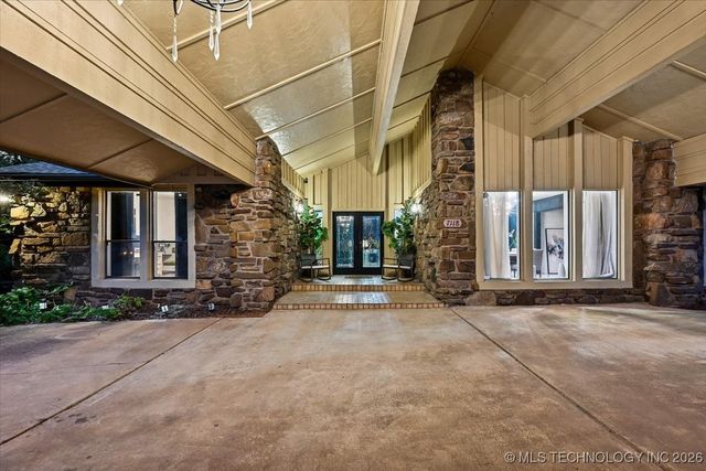 7118 S Birmingham Place, Tulsa, OK 74136