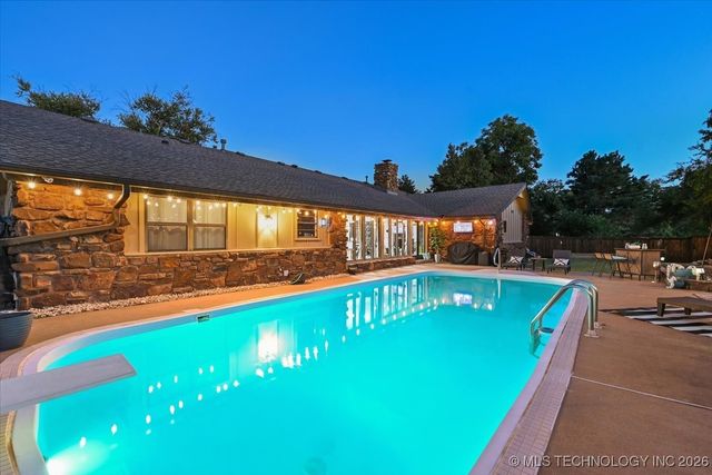 7118 S Birmingham Place, Tulsa, OK 74136