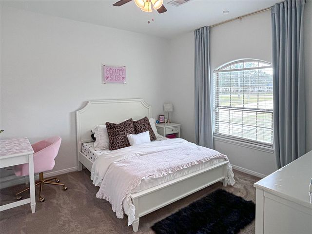 626 Sunset Trail, Angleton, TX 77515