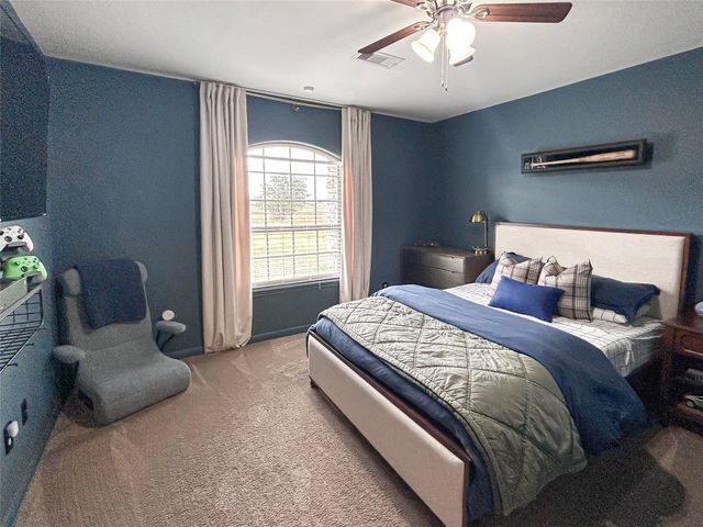 626 Sunset Trail, Angleton, TX 77515