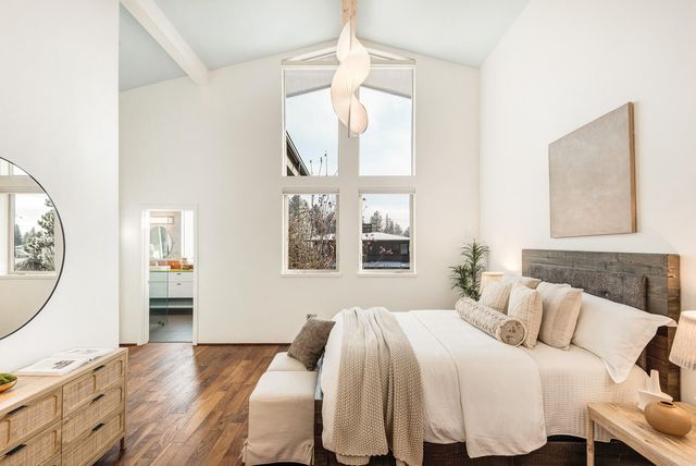 2091 NW Lemhi Pass Drive, Bend, OR 97703