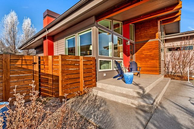 2091 NW Lemhi Pass Drive, Bend, OR 97703