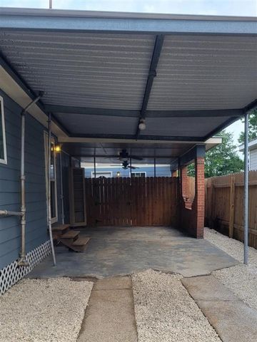 715 Sycamore Street, Lake Charles, LA 70601