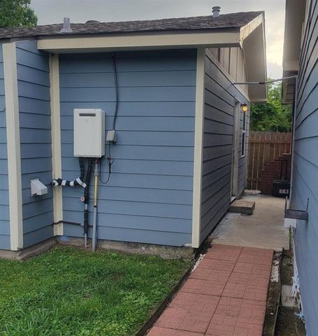 715 Sycamore Street, Lake Charles, LA 70601