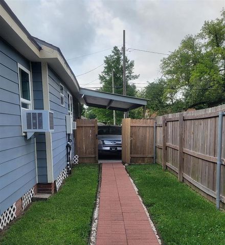 715 Sycamore Street, Lake Charles, LA 70601