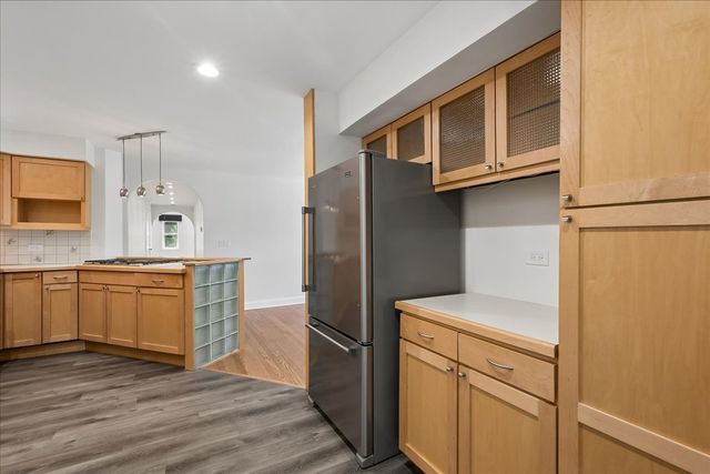 940 W Carmen Avenue 3W, Chicago, IL 60640
