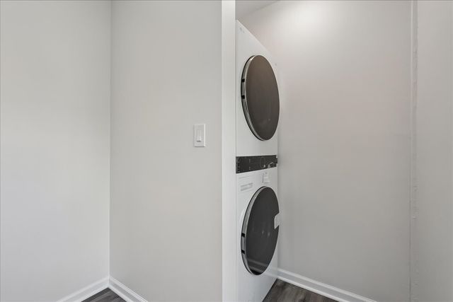 940 W Carmen Avenue 3W, Chicago, IL 60640
