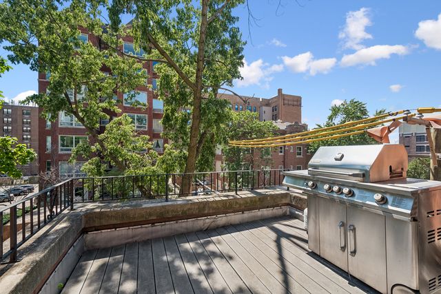 940 W Carmen Avenue 3W, Chicago, IL 60640