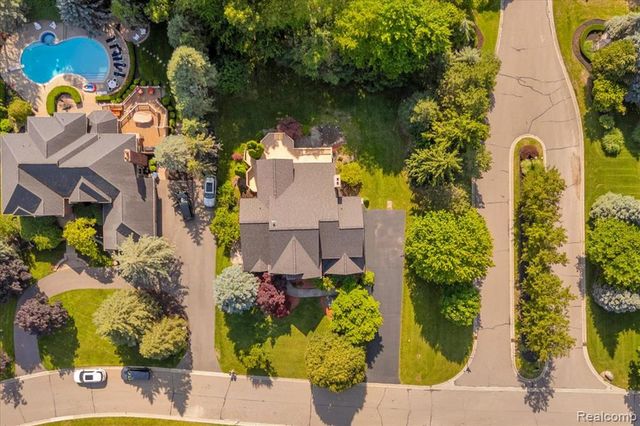 1781 Westridge Drive, Rochester, MI 48306