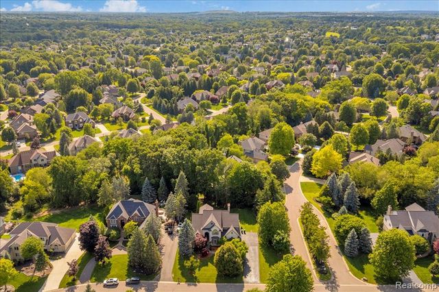 1781 Westridge Drive, Rochester, MI 48306
