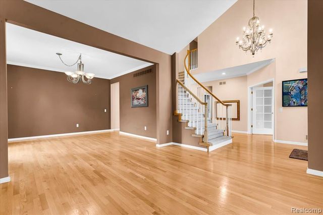 1781 Westridge Drive, Rochester, MI 48306