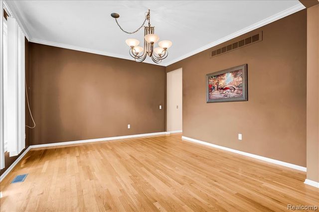 1781 Westridge Drive, Rochester, MI 48306