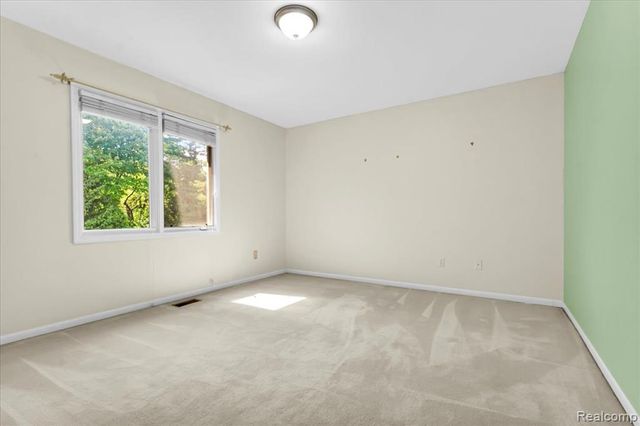 1781 Westridge Drive, Rochester, MI 48306