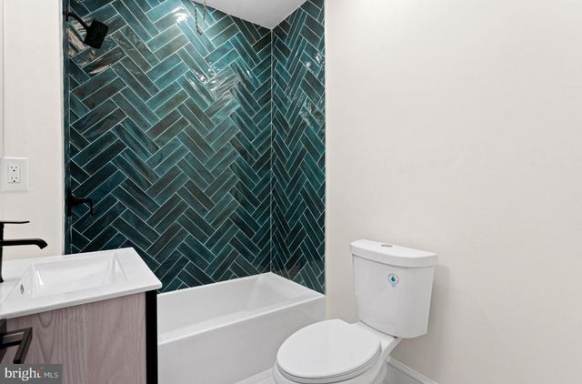 6812 SPRAGUE ST, Philadelphia, PA 19119