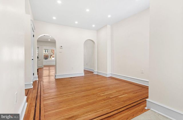 6812 SPRAGUE ST, Philadelphia, PA 19119