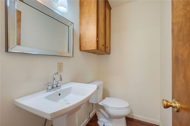 3200 Wildrye Drive, College Station, TX 77845