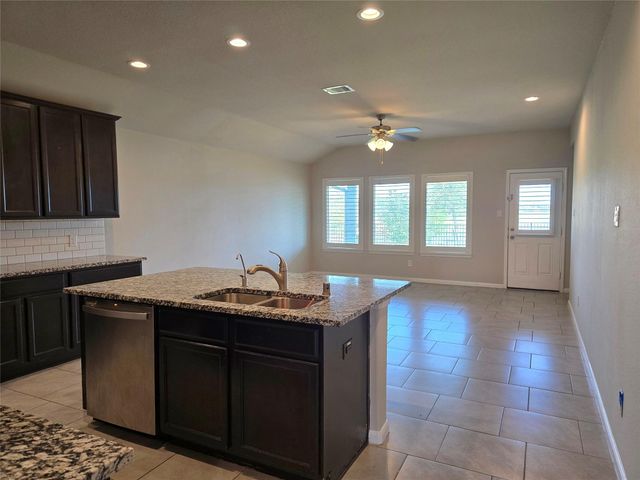 18411 Pelham Hollow Trail, Richmond, TX 77407