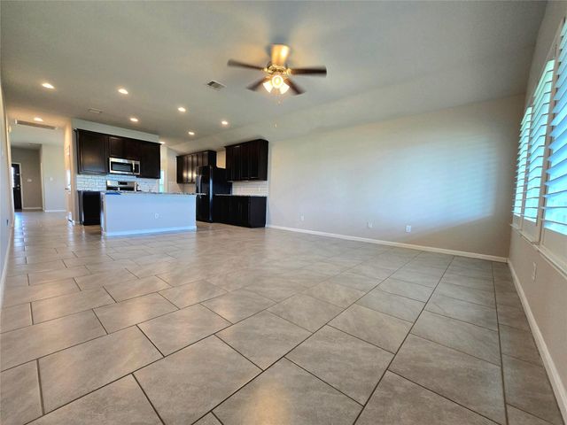 18411 Pelham Hollow Trail, Richmond, TX 77407