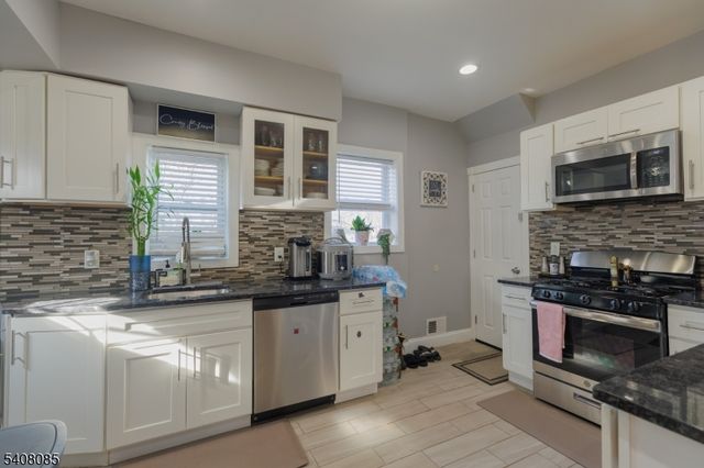 265 E Stearns St, Rahway City, NJ 07065