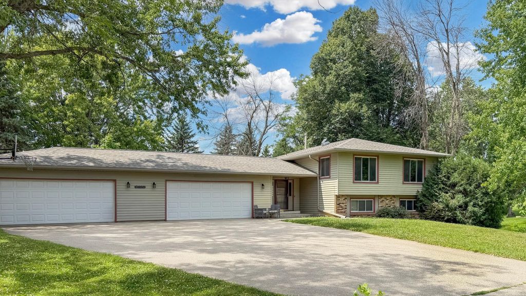 9180 Edgebrook Drive, Northfield, MN 55057 — exterior