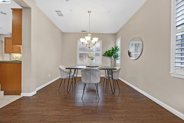 1869 Tarragon Dr, Brentwood, CA 94513