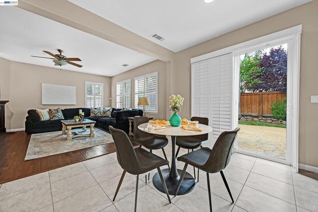 1869 Tarragon Dr, Brentwood, CA 94513