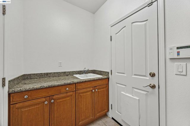 1869 Tarragon Dr, Brentwood, CA 94513